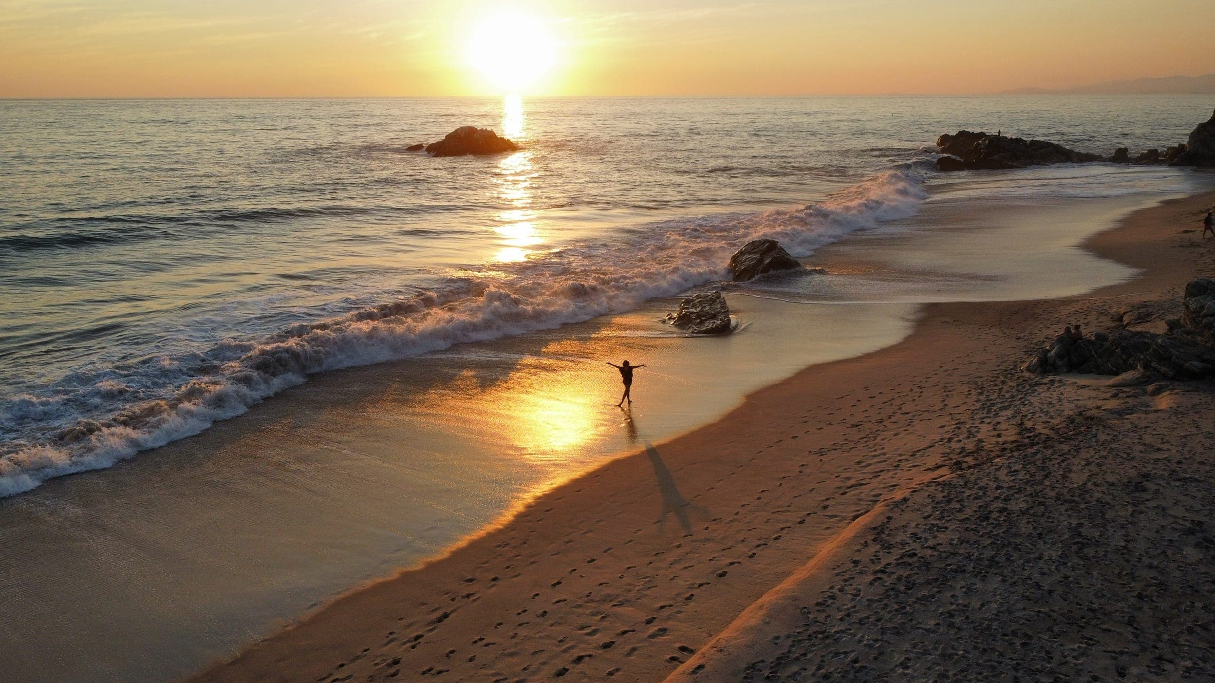 Atardecer en la playa de La Punta, Zicatela
